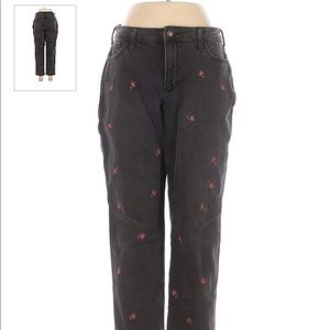 Hollister rose embroidered mom jeans